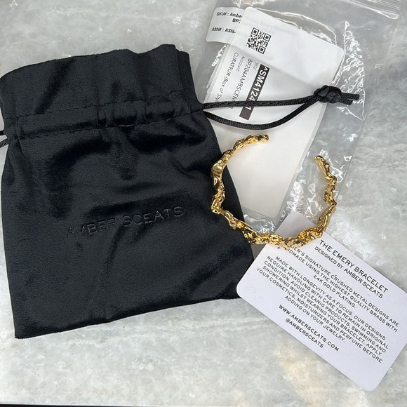 Brand NEW! Amber Sceats‎ 24k Gold Plated Emery Bracelet - Picture 2 of 3